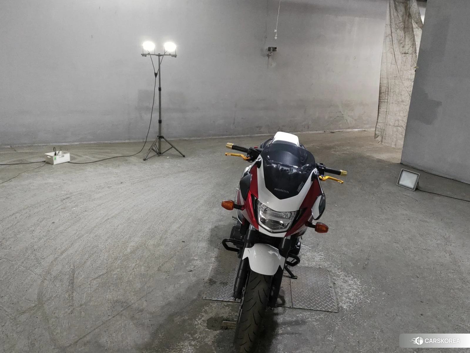 Проданный Honda CB400SF BOLDOR id 4184735 из Японии, фото 4