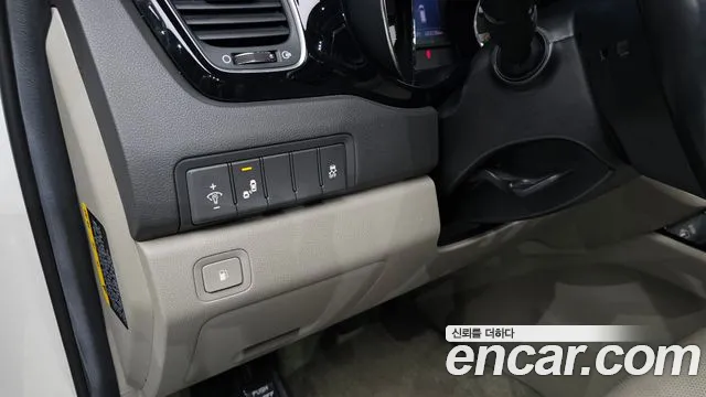 Kia All New Carnival id 2766315 из Кореи 14