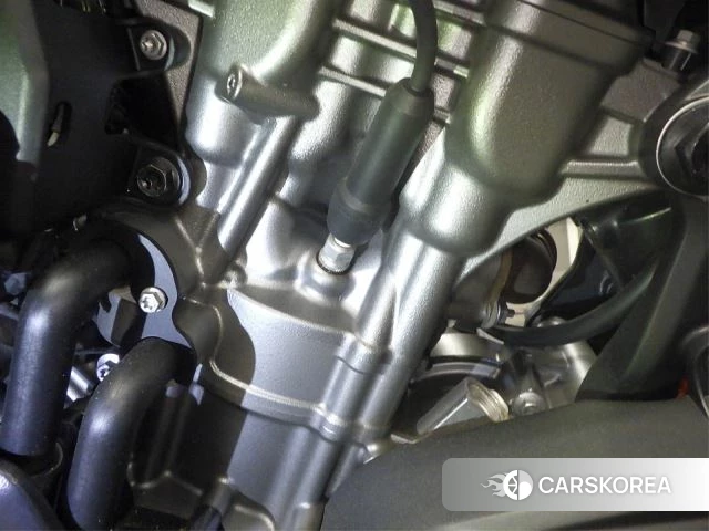 Engine photo