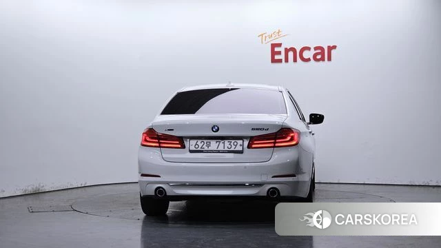 BMW 5 Series (G30) id 4582060 из Кореи 25