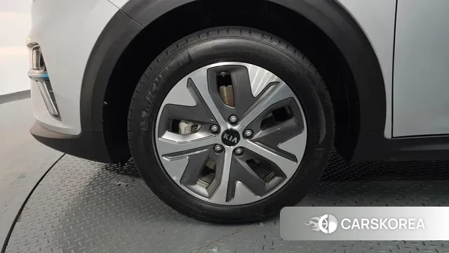 Kia Niro EV id 3312211 из Кореи 14