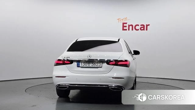 Mercedes-Benz E-Class W213 id 4683534 из Кореи 14