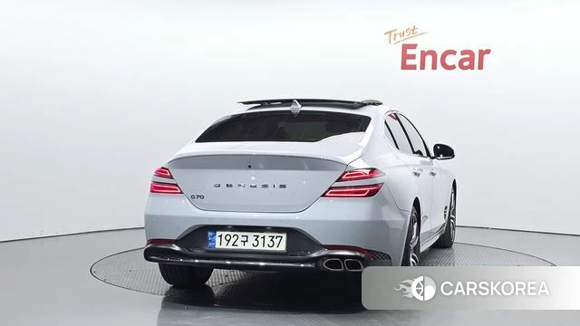 Genesis The New G70 id 4283106 из Кореи 28