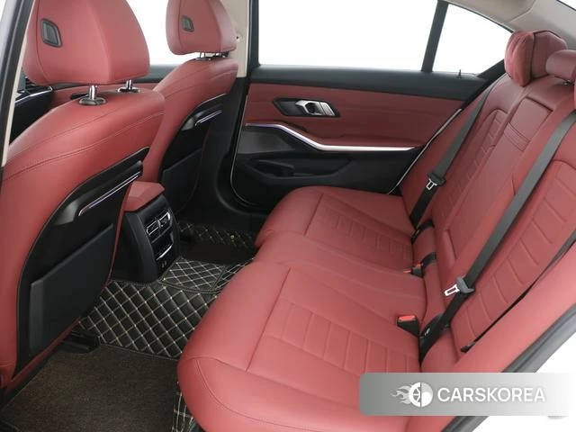 BMW 3 series id 4263978 из Китая 10