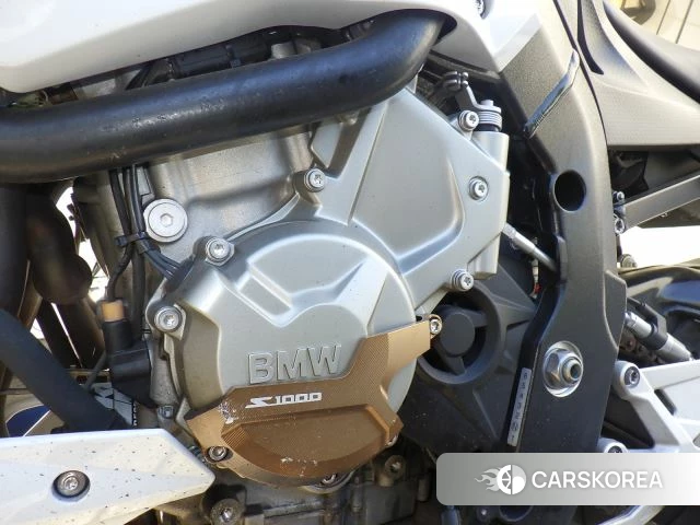 Engine photo
