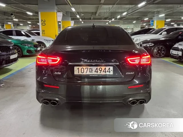 Maserati Ghibli id 3312740 из Кореи 14
