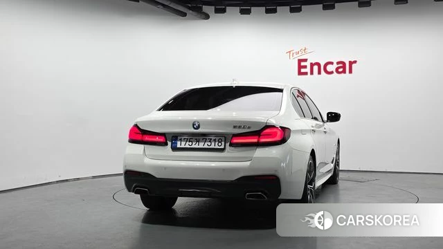 BMW 5 Series (G30) id 4443429 из Кореи 14