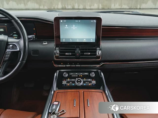 Lincoln Navigator 2020 Черный из Китая, фото 6