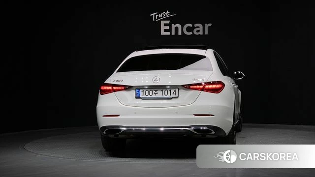 Mercedes-Benz C-Class W206 id 4308518 из Кореи 29