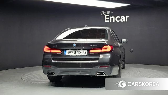 BMW 5 Series (G30) id 3841771 из Кореи 14