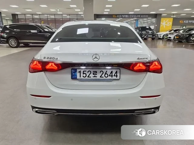 Mercedes-Benz E-Class W214 id 3015961 из Кореи 14