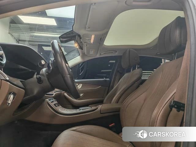 Mercedes-Benz E-class id 4264507 из Китая 24