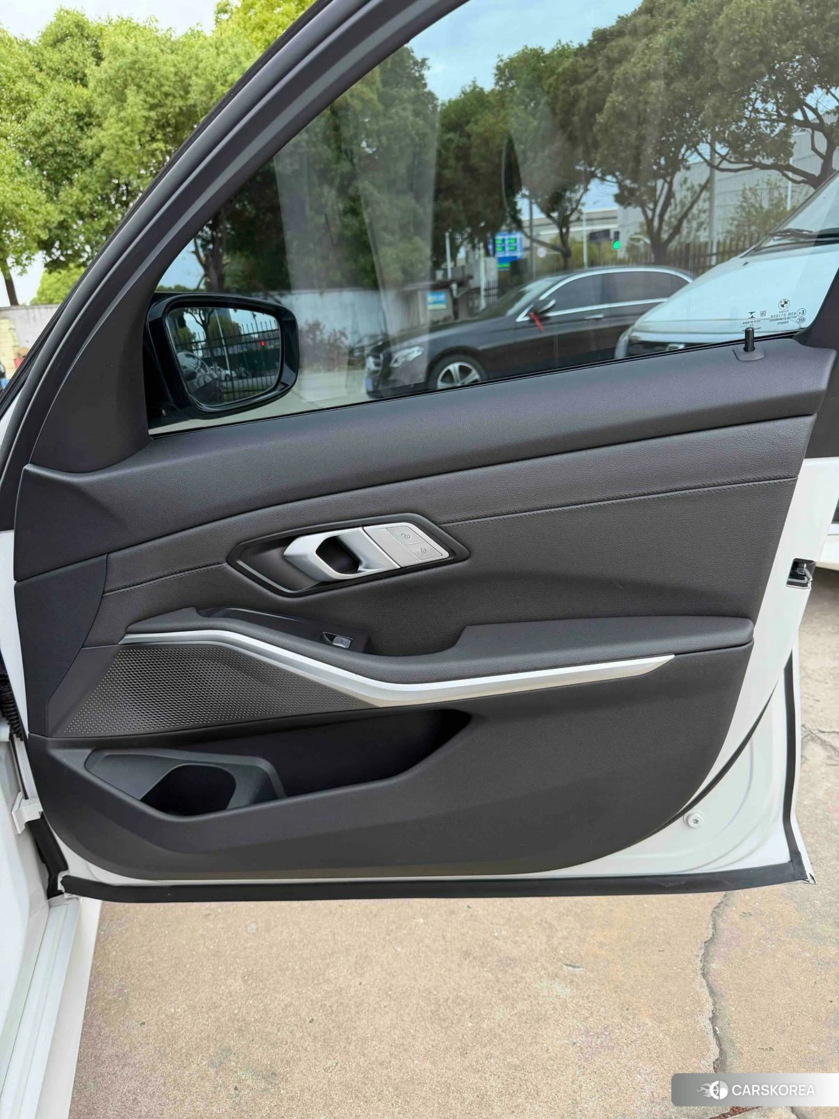 BMW 3 series id 4467612 из Китая 9