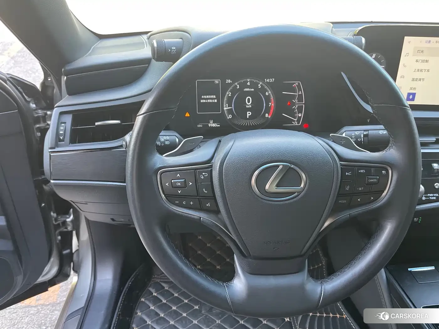 Lexus ES id 4583676 из Китая 18