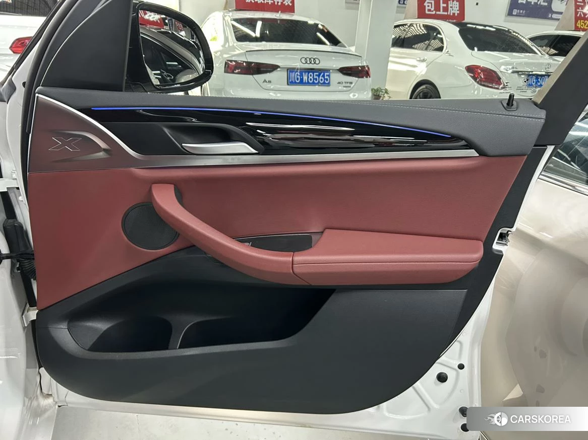 BMW X3 id 4510318 из Китая 14