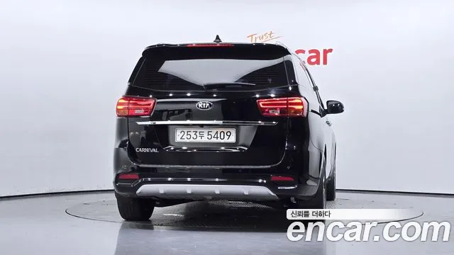 Kia The New Carnival id 2826491 из Кореи 14