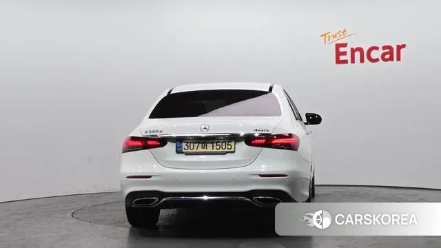 Mercedes-Benz E-Class W213 id 3712228 из Кореи 14