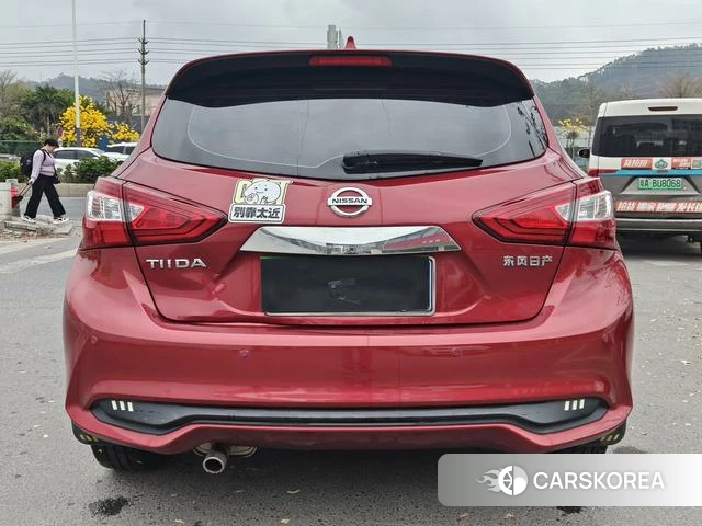 Nissan TIIDA id 4262563 из Китая 14