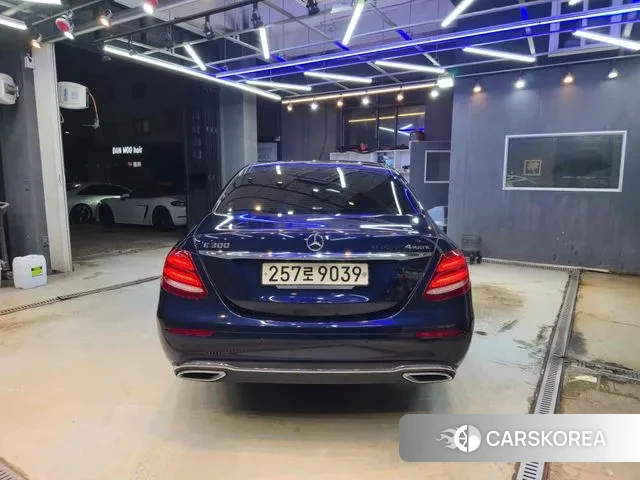 Mercedes-Benz E-Class W213 id 3595384 из Кореи 14