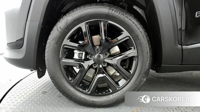 Jeep Renegade id 3891437 из Кореи 14