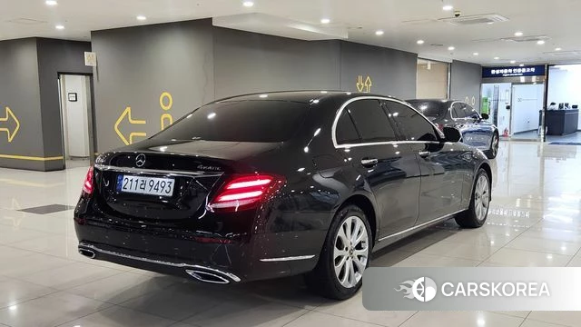Mercedes-Benz E-Class W213 id 4285257 из Кореи 14