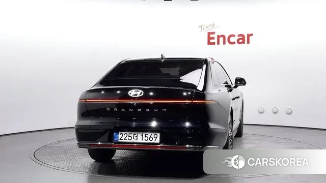 Hyundai Grandeur (GN7) id 3058203 из Кореи 14