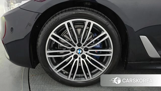 BMW 5 Series (G30) id 4625724 из Кореи 28