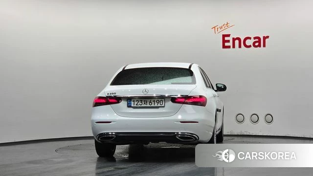 Mercedes-Benz E-Class W213 id 4750396 из Кореи 29