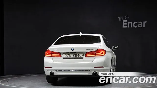 BMW 5 Series (G30) id 2881863 из Кореи 14