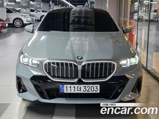 BMW 5 Series (G60) id 2693335 из Кореи 14