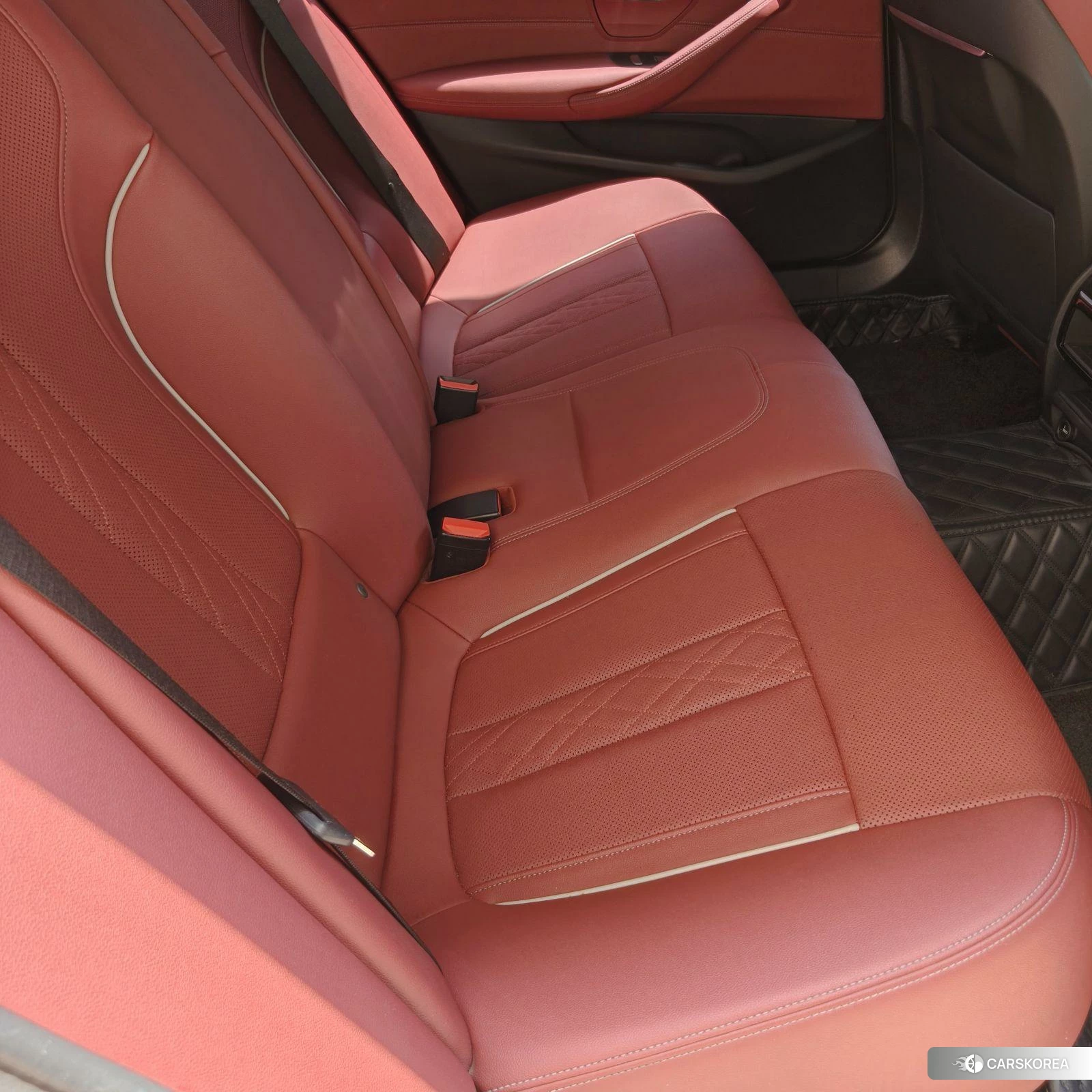 BMW 5 series 2021 Черный из Китая, фото 4