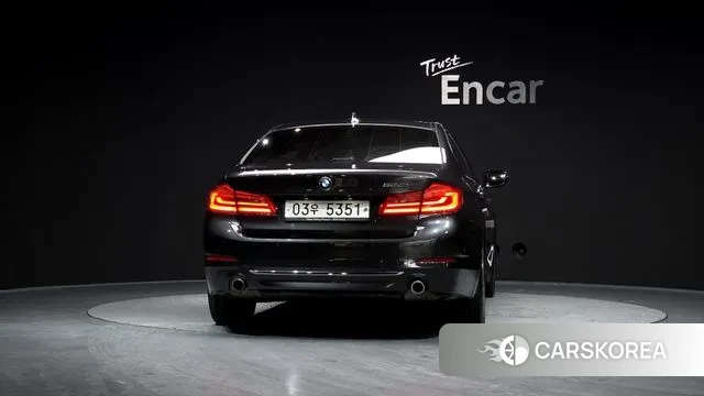 BMW 5 Series (G30) id 3489653 из Кореи 14