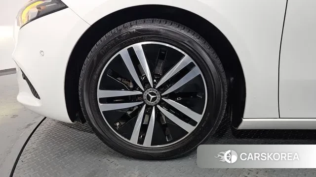 Mercedes-Benz A-Class W177 id 3561433 из Кореи 14