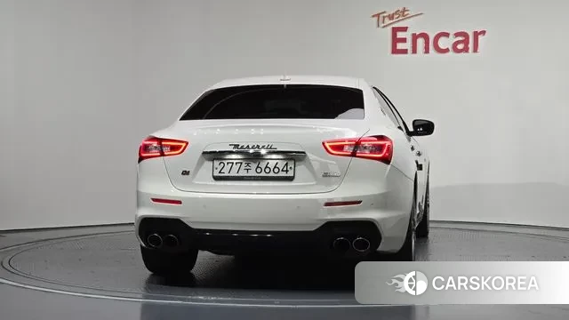 Maserati Ghibli id 3403239 из Кореи 14