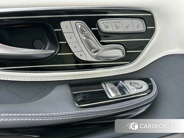 Mercedes-Benz V-class id 4307167 из Китая 17