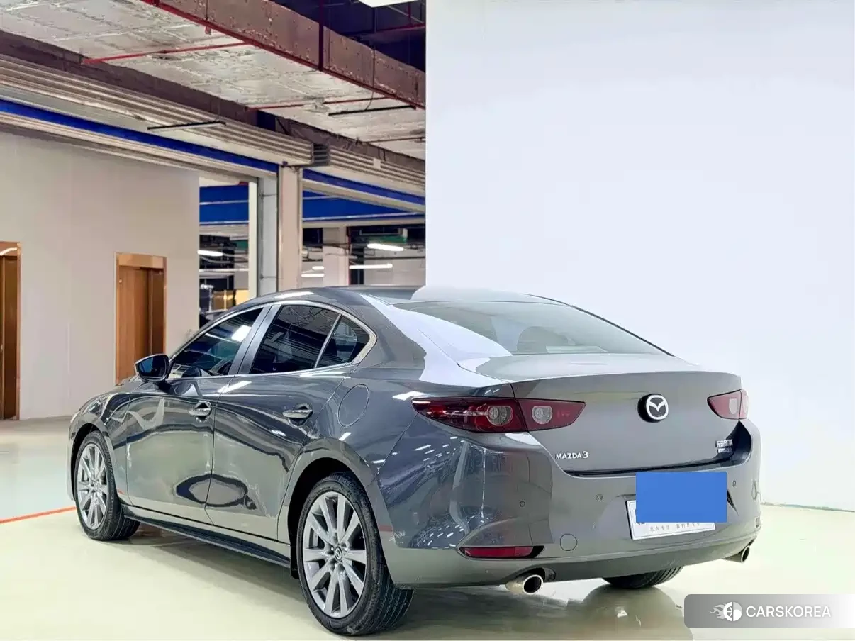 Mazda 3 2022 Silver/gray из Китая, фото 4
