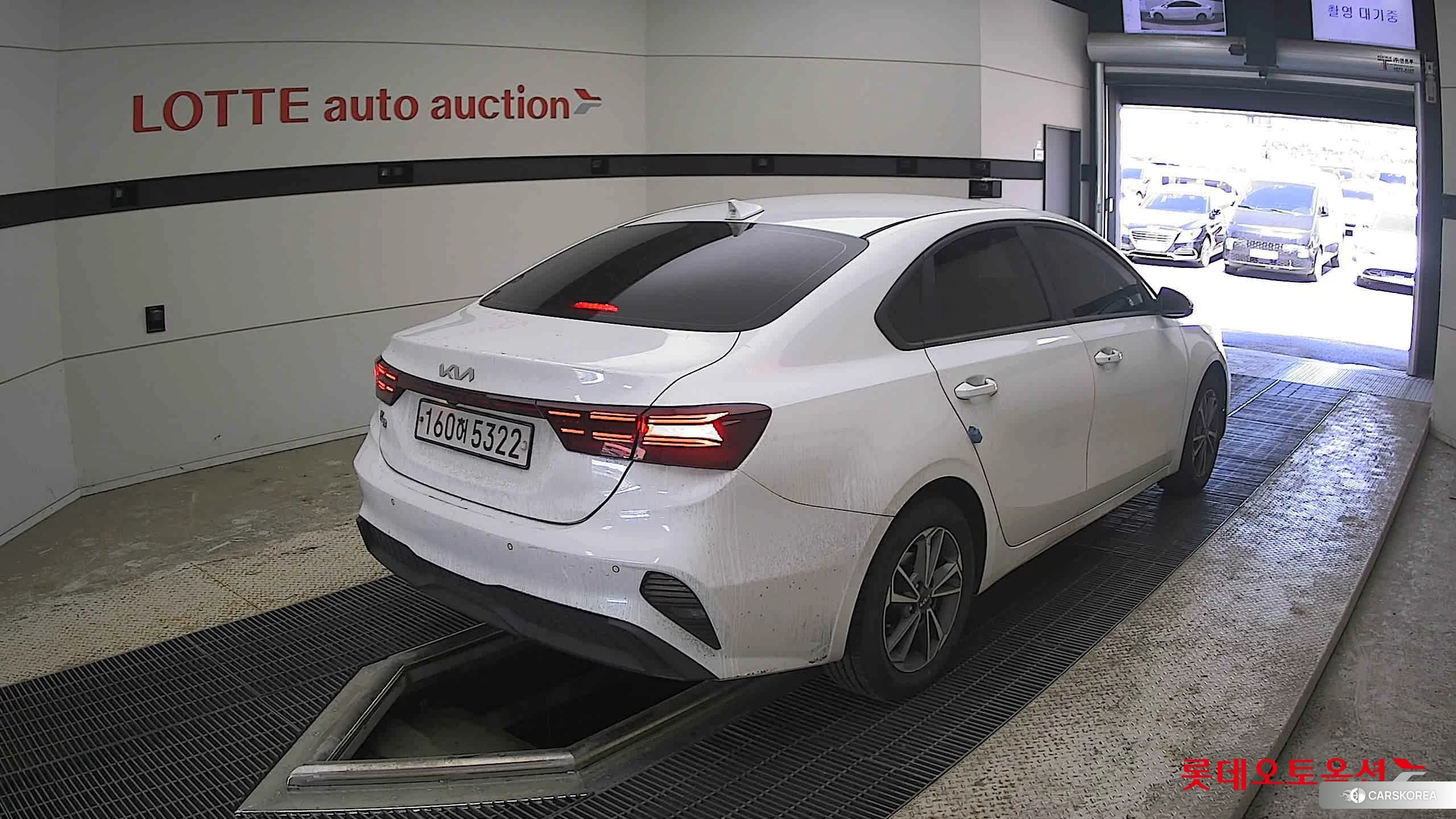 Kia K3 id 4296915 из Кореи 32