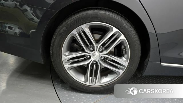 Hyundai Grandeur IG id 4188644 из Кореи 30