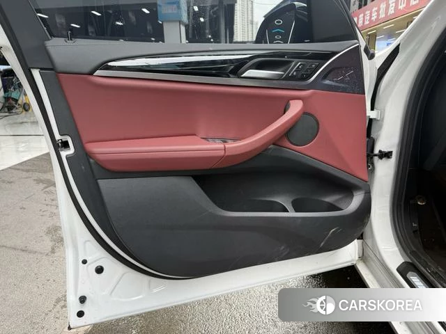 BMW X3 id 4258166 из Китая 17