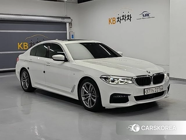 BMW 5 Series (G30) id 4794385 из Кореи 14