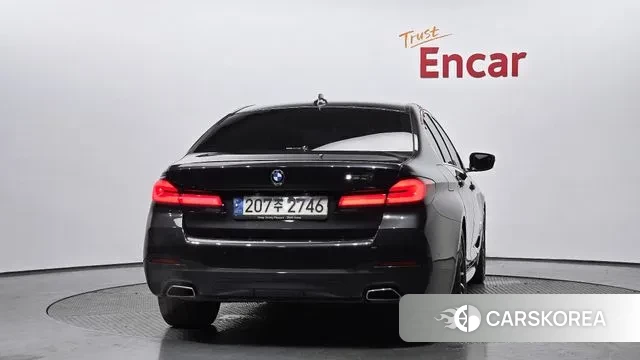 BMW 5 Series (G30) id 3442537 из Кореи 14