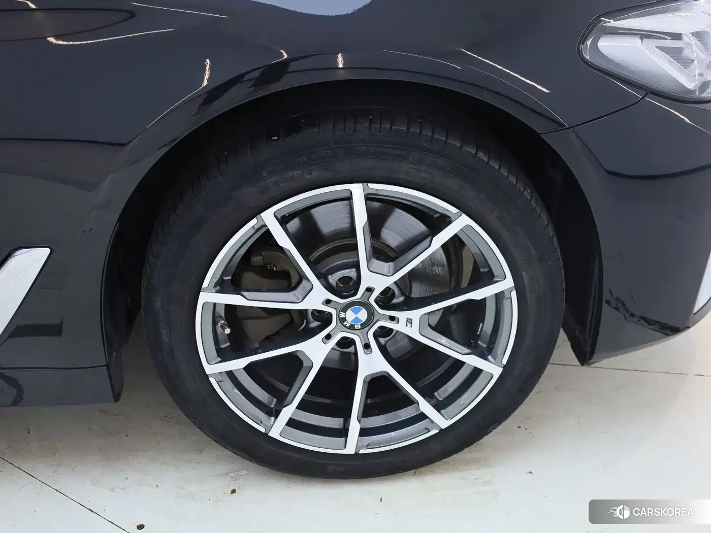 BMW 5 series id 4600984 из Китая 23