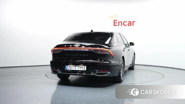 Hyundai The New Grandeur IG id 4293241 из Кореи 29