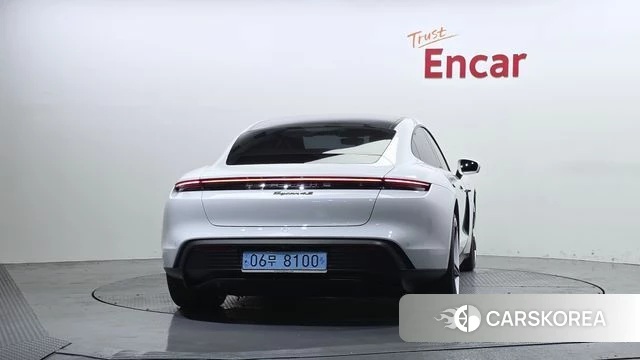Porsche Taycan id 4529172 из Кореи 31