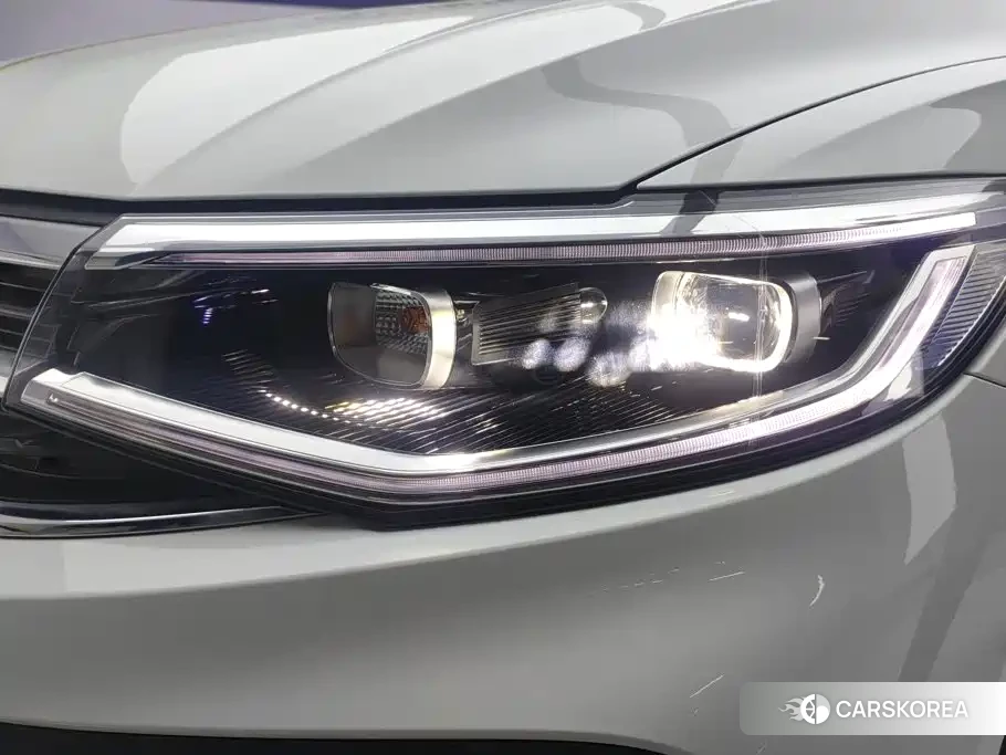 Volkswagen Bora id 4576683 из Китая 10