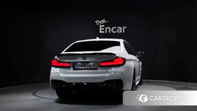 BMW 5 Series (G30) id 3427247 из Кореи 14