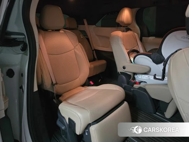 Toyota Sienna 4th Generation 2024 Белый из Кореи, фото 4