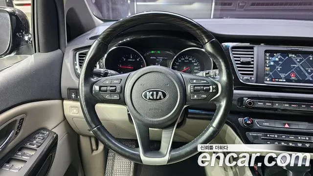 Kia The New Carnival id 2697769 из Кореи 14