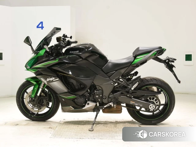 Проданный Kawasaki NINJA 1000 SX 2022 из Японии