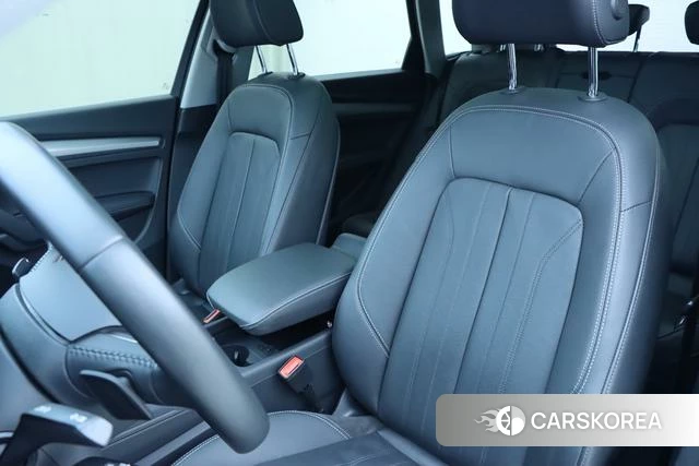 Audi Q5L id 4208339 из Китая 20